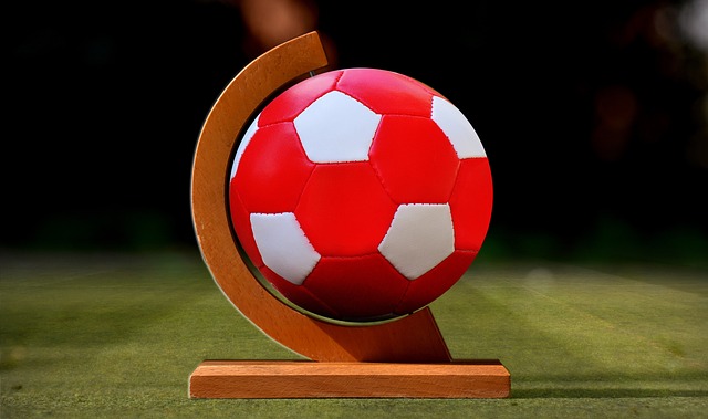 也让他在球 也让他在球